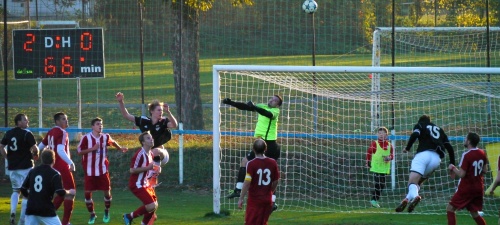 FK Jaroměř - Sokol Třebeš, 23.11.2018, foto: Václav Mlejnek